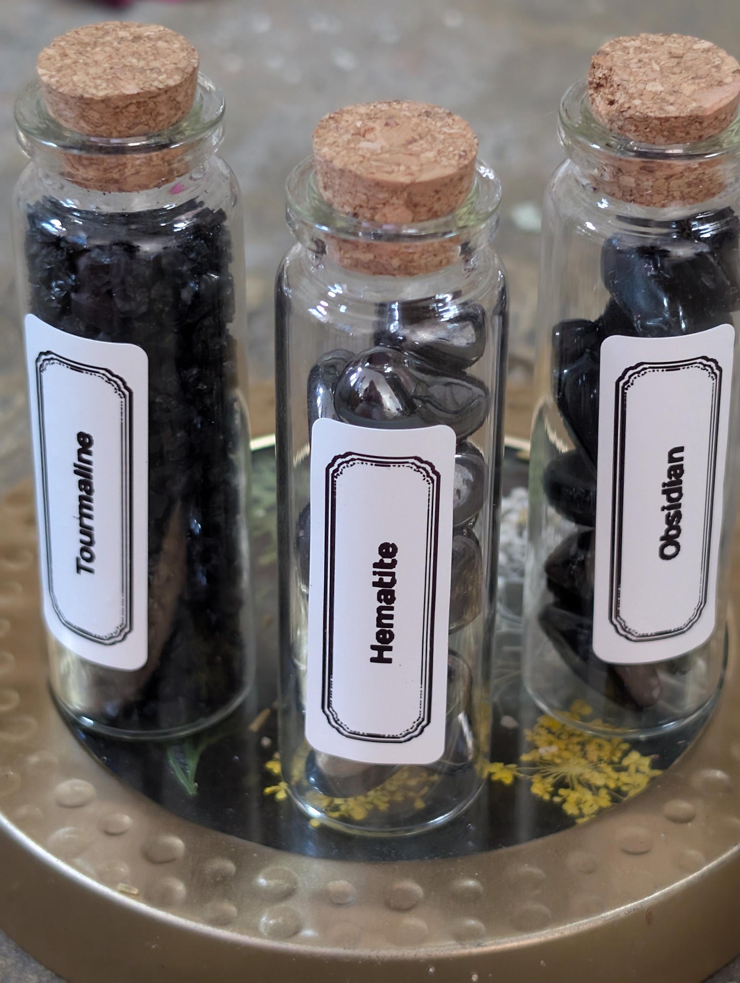 Shield and Secure / Complete Protection Altar Kit for Witches / Crystal Ritual Spell Kit for Banishing Spiritual Defense Energy Warding